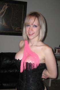 , 25  female escort, lubbock